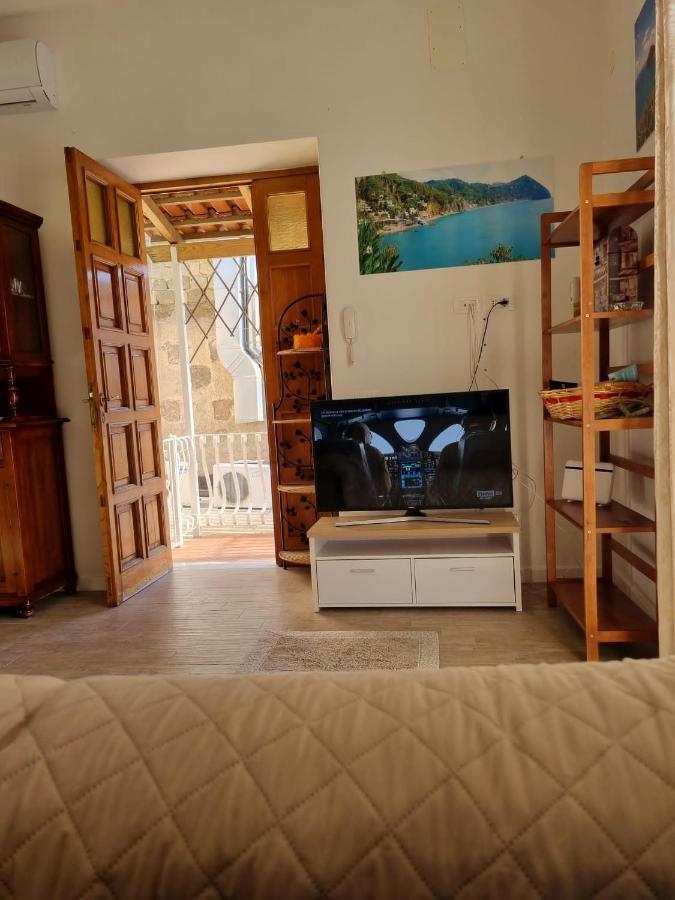 Bella D'estate - 10 Minutes From The Apartment Forio (Isola d'Ischia)
